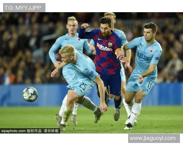 巴萨主场迎战斯拉维亚全力争胜力争小组出线机会