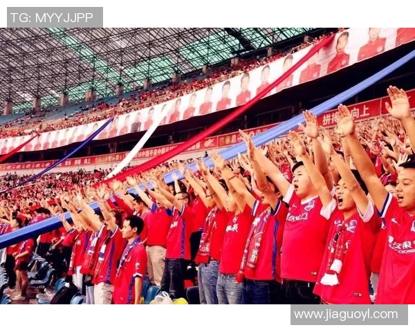 贝夏普尔与舒列夫的精彩对决揭示足球战术与团队协作的深刻内涵